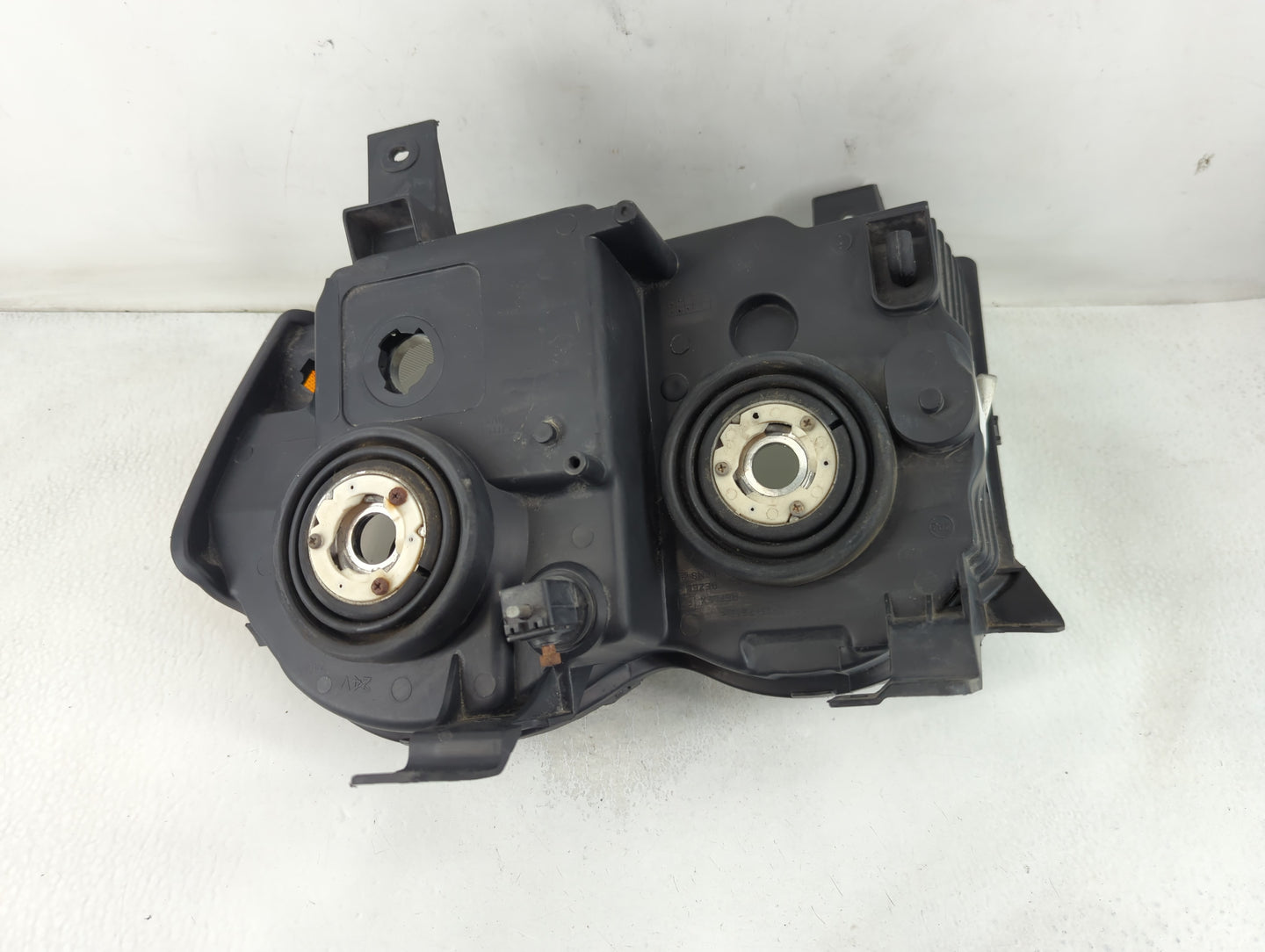 2005 Jeep Grand Cherokee Passenger Right Oem Head Light Headlight Lamp - Oemusedautoparts1.com