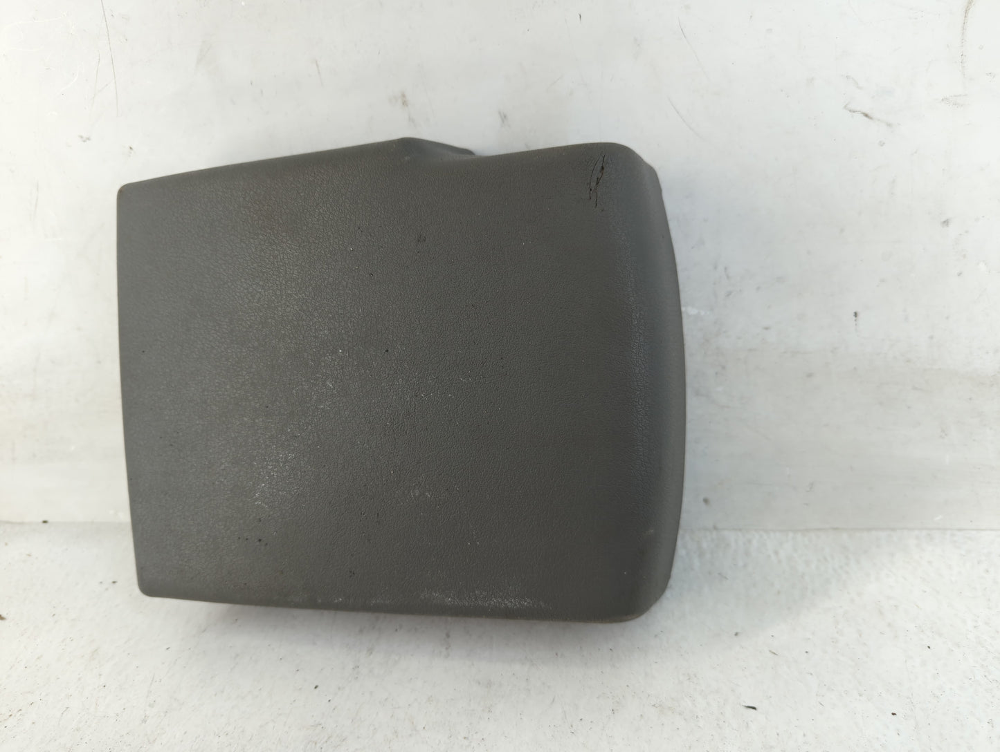 2005-2010 Jeep Grand Cherokee Center Console Armrest Cover Lid Fits Fits 2005 2006 2007 2008 2009 2010 OEM Used Auto Parts -