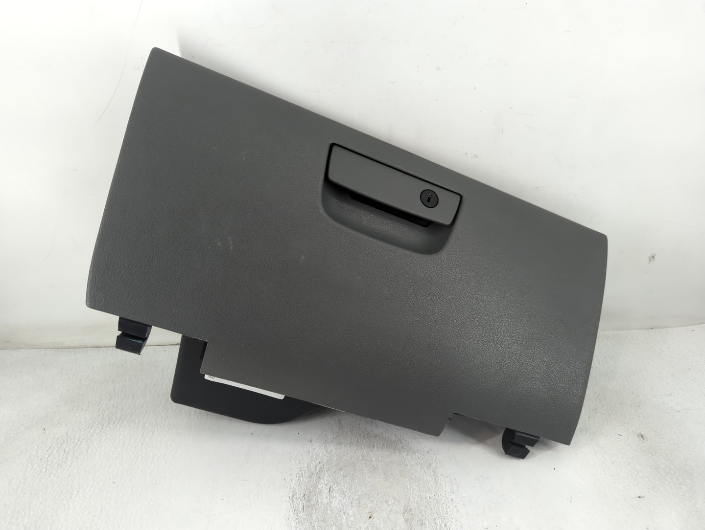 2006 Jeep Grand Cherokee Passenger Glove Box Door Storage Compartment 807670 - Oemusedautoparts1.com