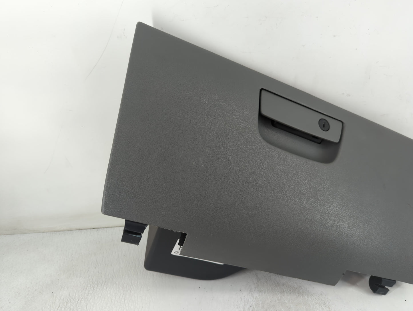 2006 Jeep Grand Cherokee Passenger Glove Box Door Storage Compartment 807670 - Oemusedautoparts1.com