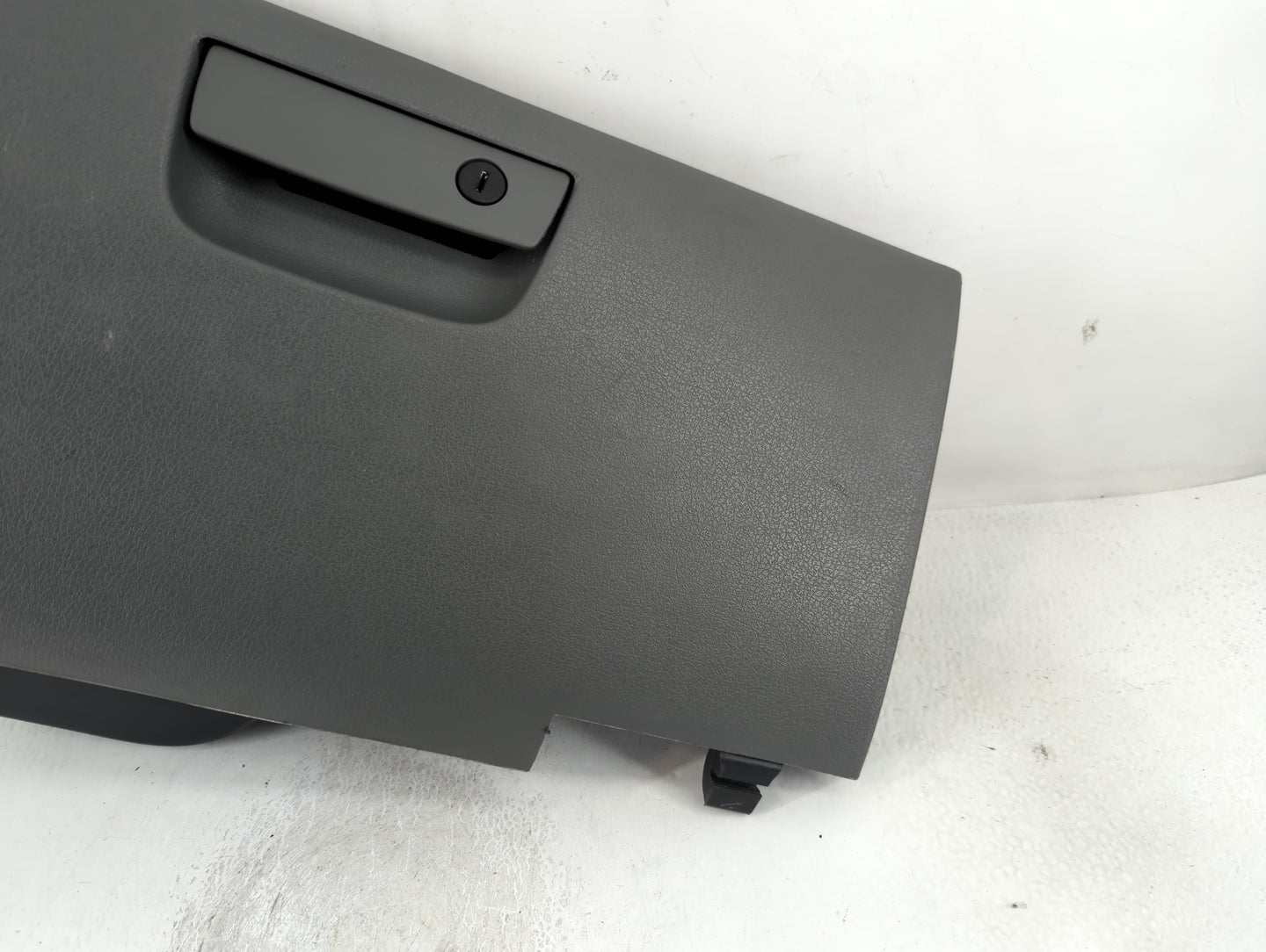 2006 Jeep Grand Cherokee Passenger Glove Box Door Storage Compartment 807670 - Oemusedautoparts1.com