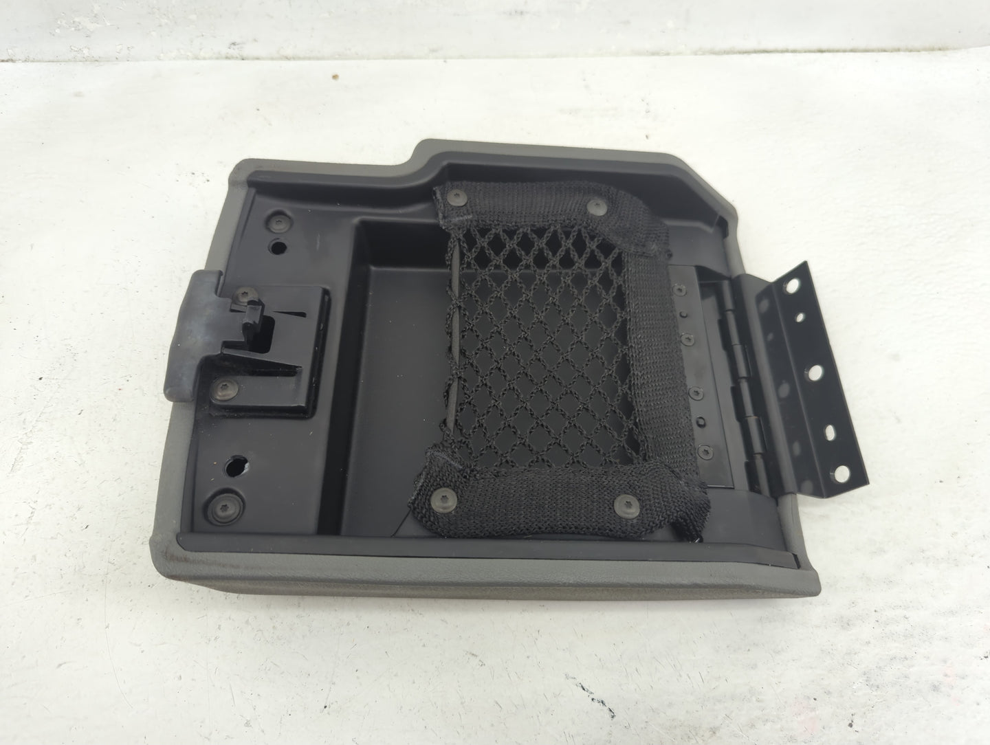 2005-2010 Jeep Grand Cherokee Center Console Armrest Cover Lid Fits Fits 2005 2006 2007 2008 2009 2010 OEM Used Auto Parts -