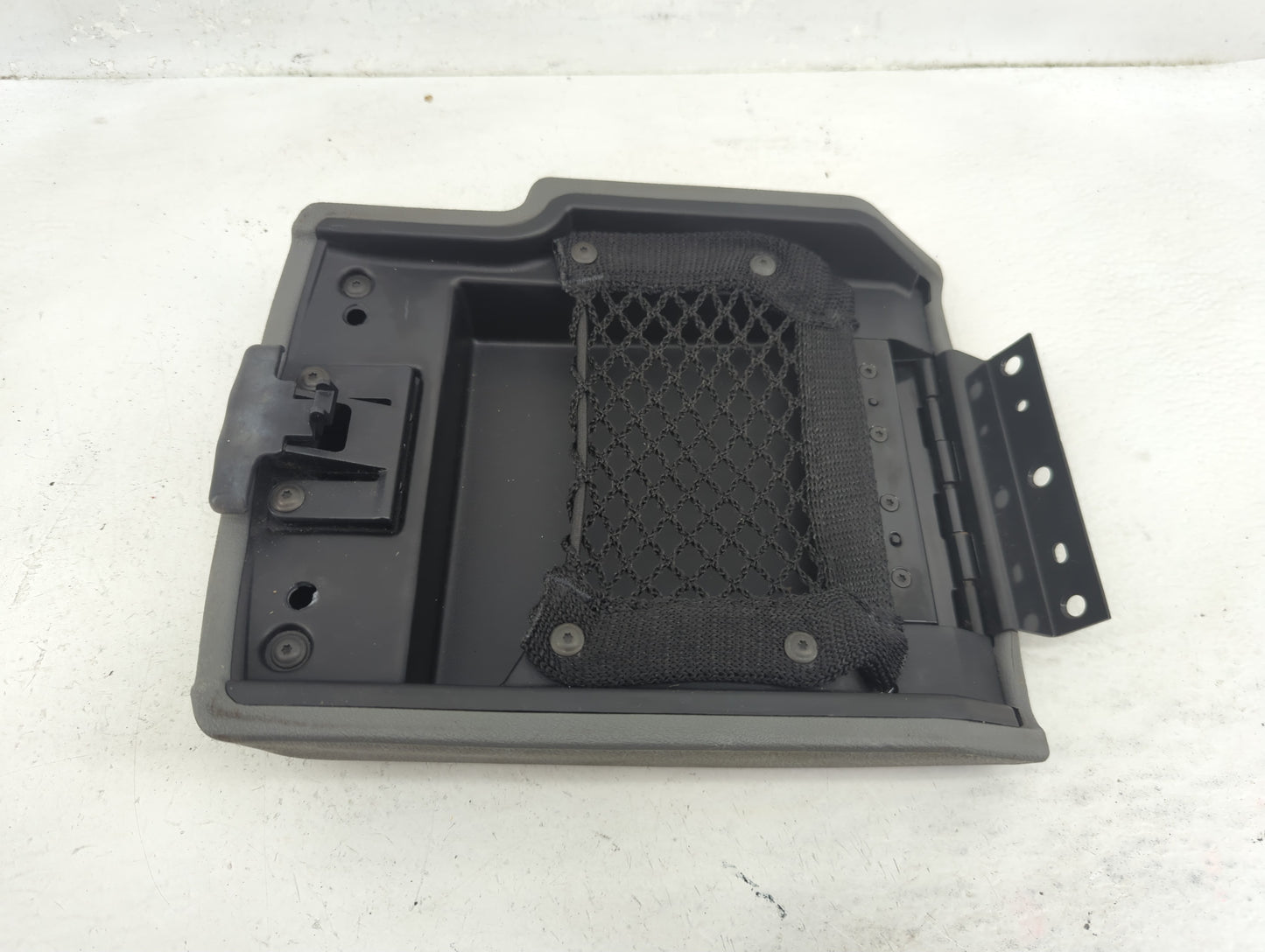 2005-2010 Jeep Grand Cherokee Center Console Armrest Cover Lid Fits Fits 2005 2006 2007 2008 2009 2010 OEM Used Auto Parts -