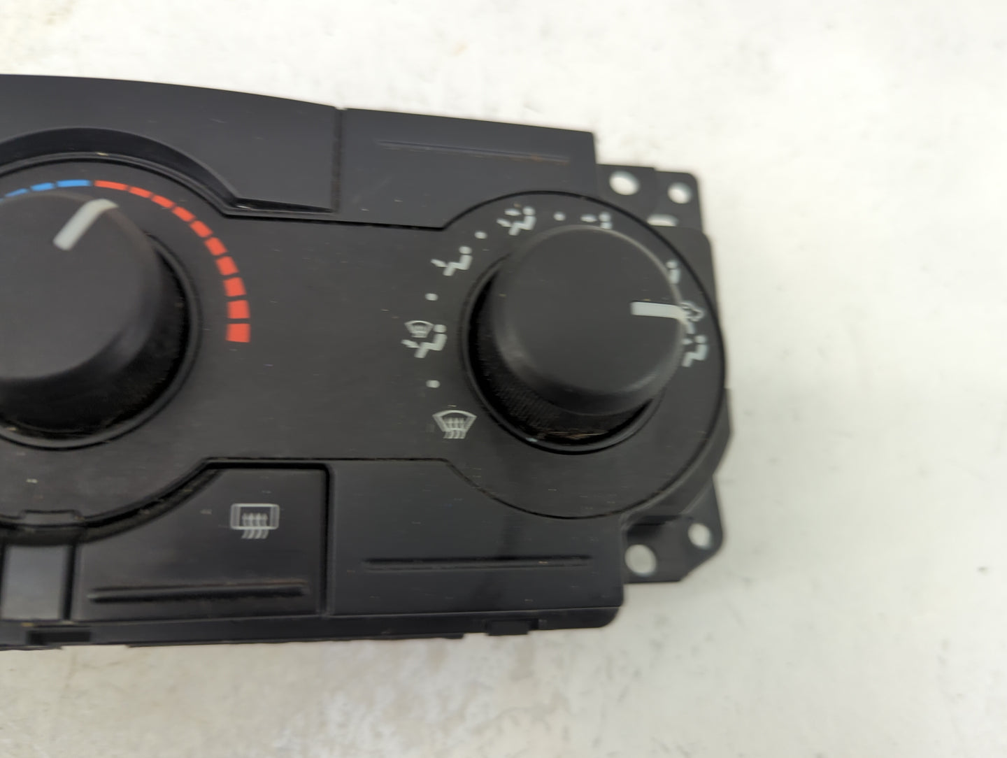2005-2007 Jeep Grand Cherokee Climate Control Module Temperature AC/Heater Replacement Fits Fits 2005 2006 2007 OEM Used Aut
