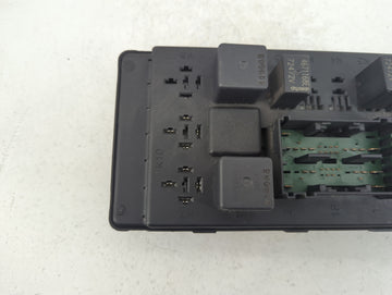 2006 Jeep Grand Cherokee Body Control Module Bcm Inner Cabin Fuse Box