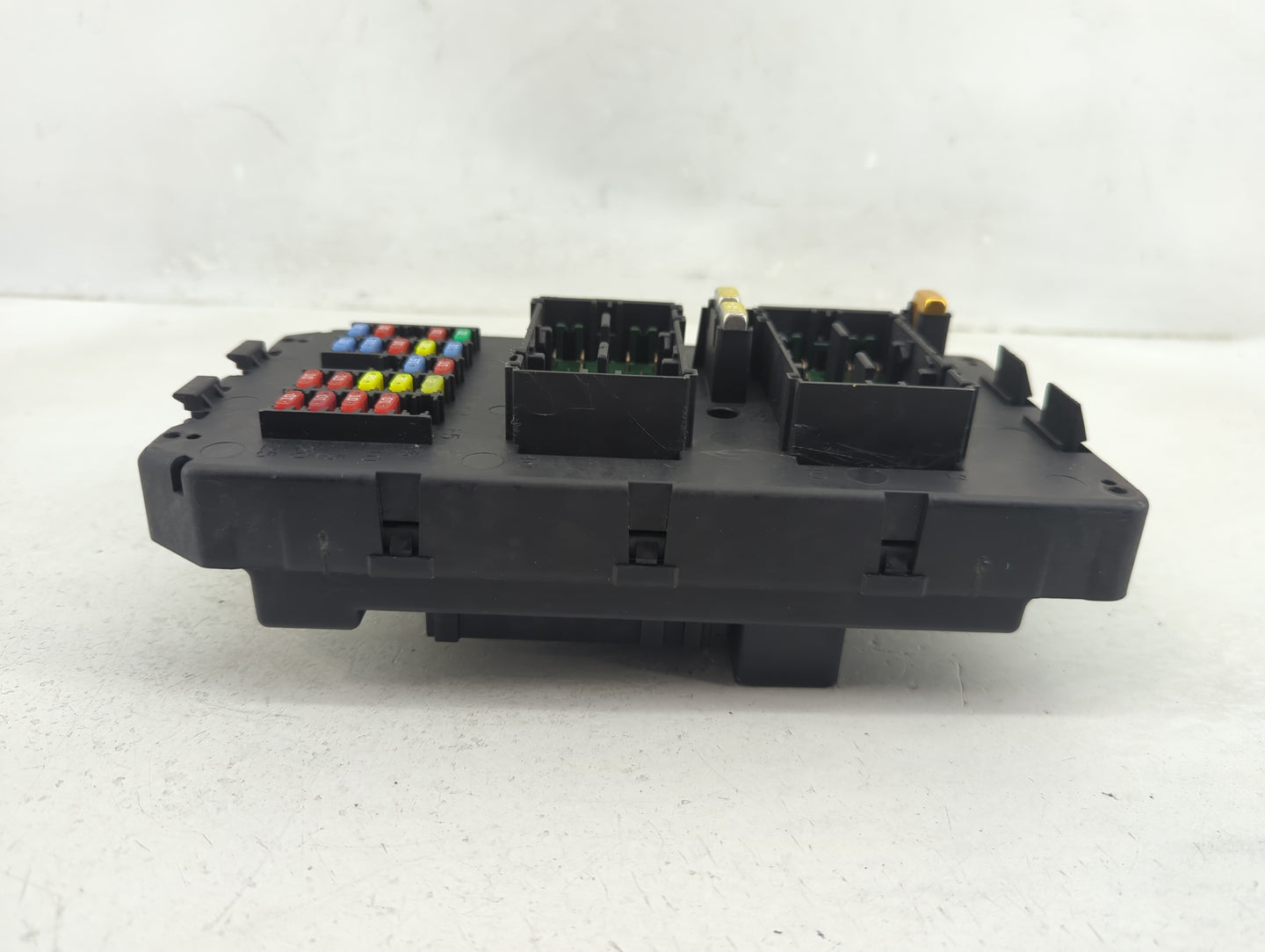 2006 Jeep Grand Cherokee Body Control Module Bcm Inner Cabin Fuse Box - Oemusedautoparts1.com