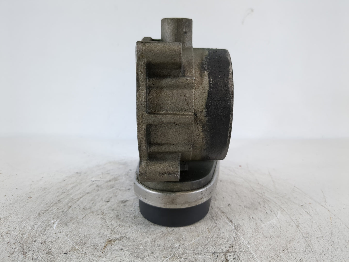 2005-2012 Jeep Grand Cherokee Throttle Body Fits Fits 2005 2006 2007 2008 2009 2010 2011 2012 2013 OEM Used Auto Parts - Oem