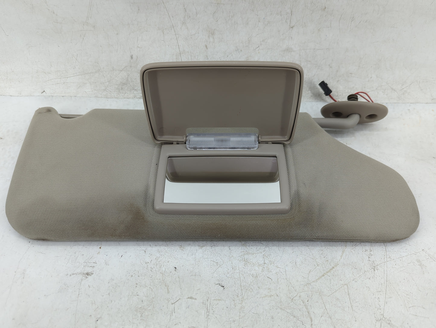 2005-2010 Jeep Grand Cherokee Sun Visor Shade Replacement Passenger Right Mirror Fits Fits 2005 2006 2007 2008 2009 2010 OEM