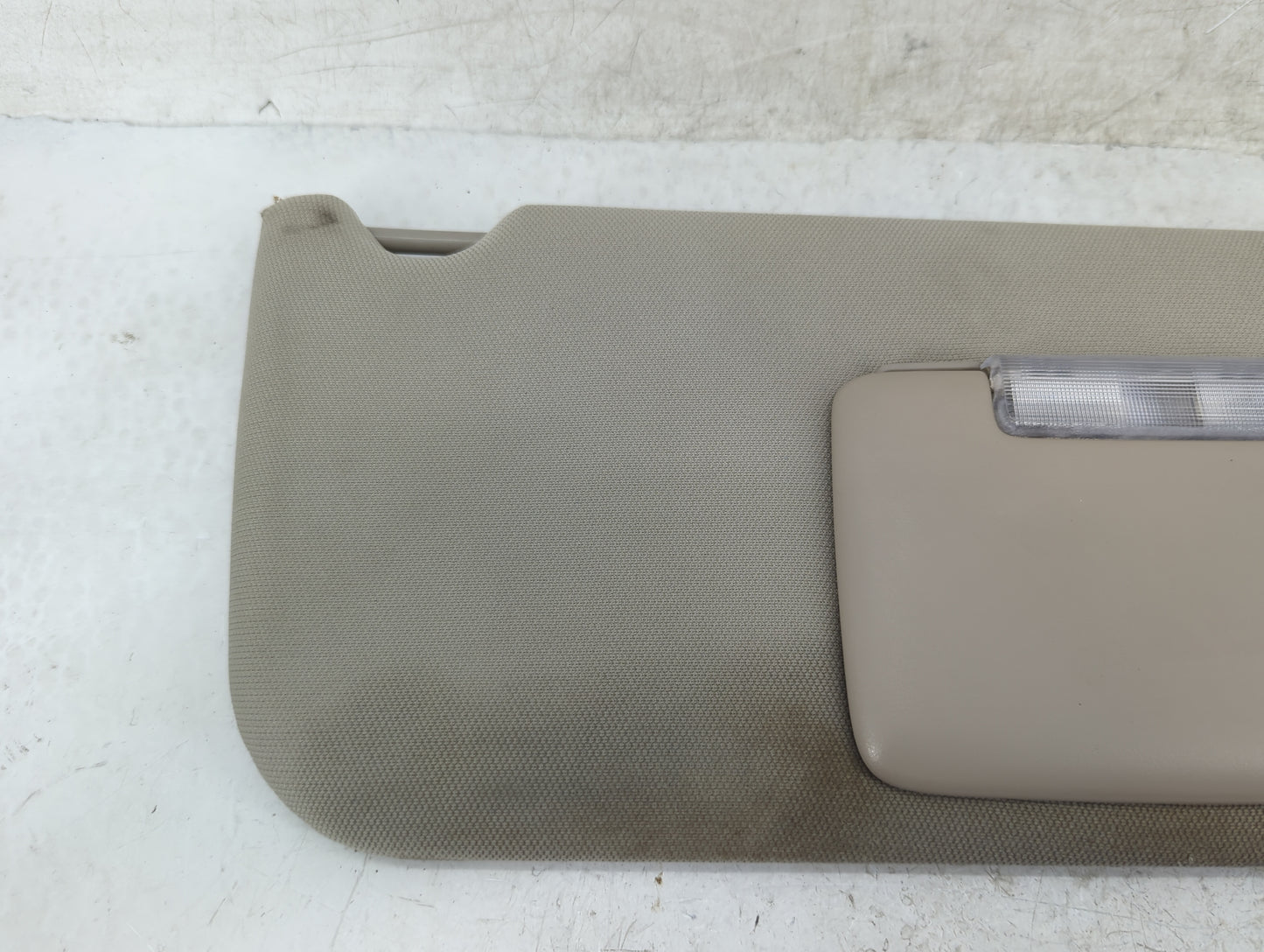 2005-2010 Jeep Grand Cherokee Sun Visor Shade Replacement Passenger Right Mirror Fits Fits 2005 2006 2007 2008 2009 2010 OEM