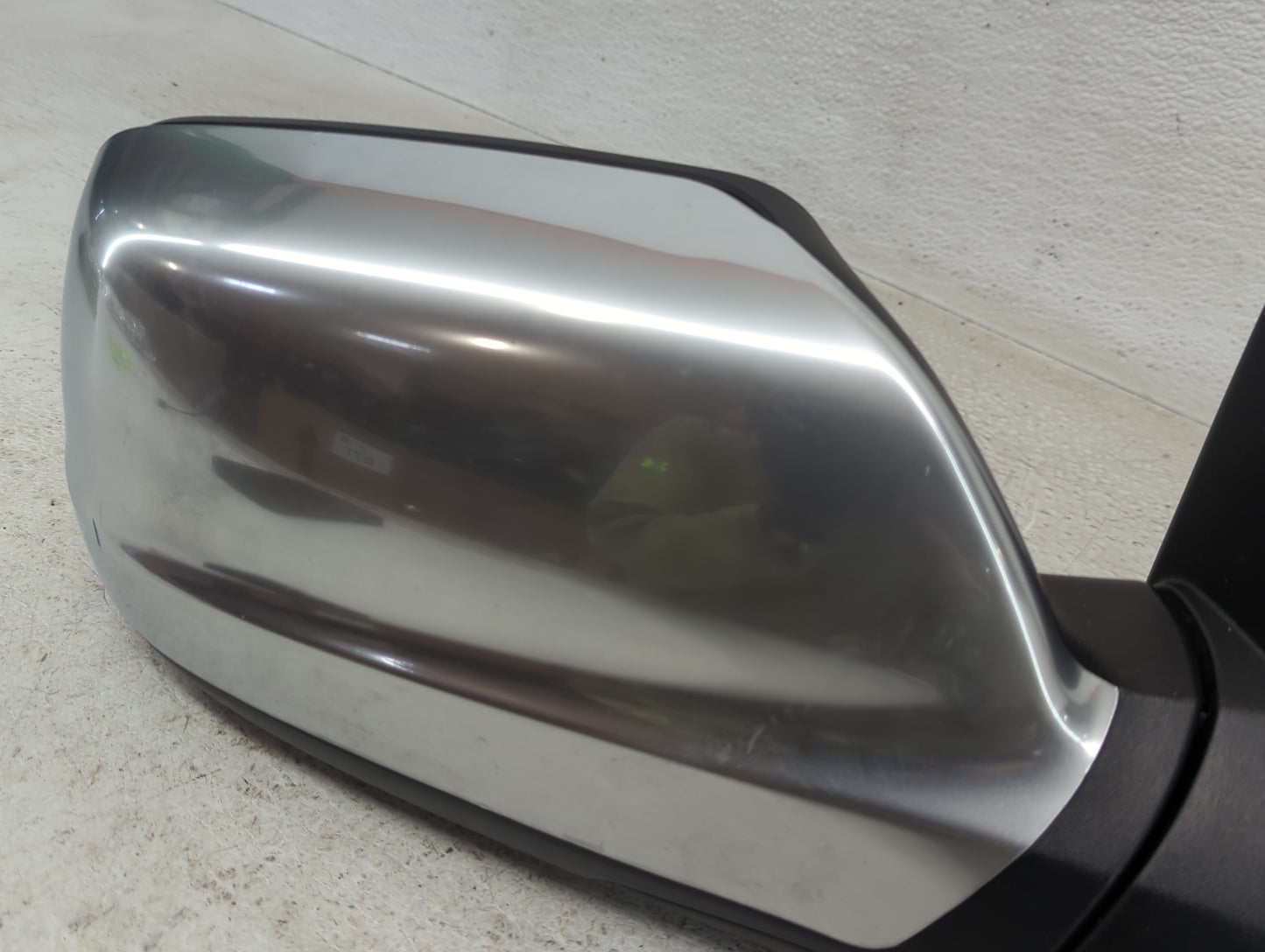 2006-2010 Jeep Grand Cherokee Passenger Side View Mirror - Right Door Mirror OEM Used - Oemusedautoparts1.com