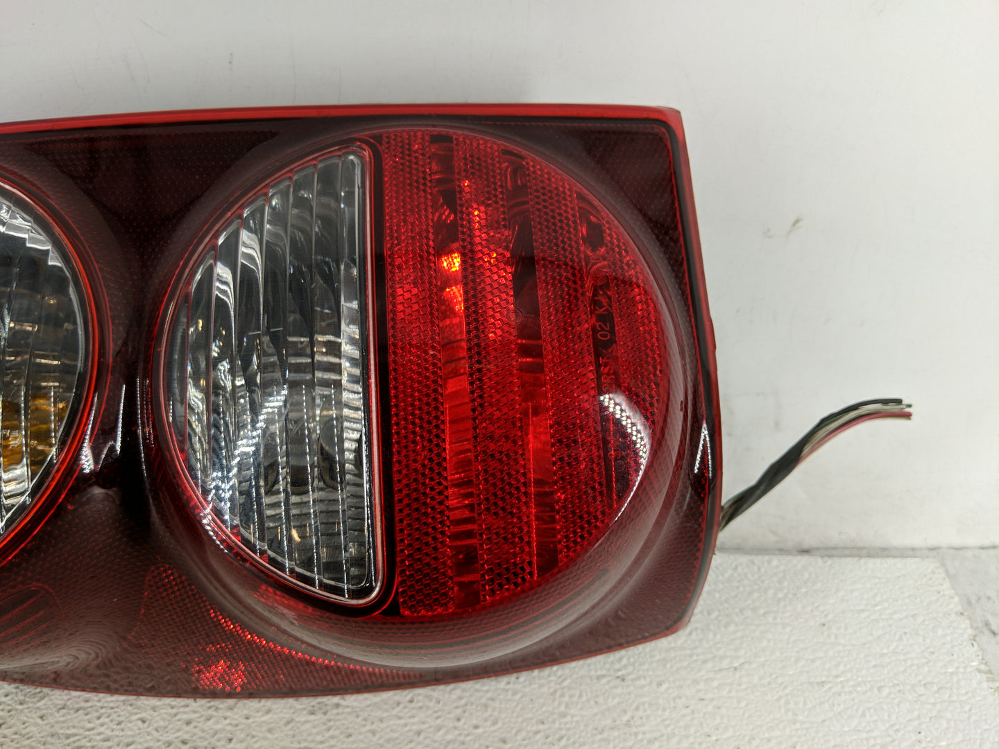 2005-2007 Jeep Liberty Tail Light Assembly Driver Left OEM Fits Fits 2005 2006 2007 OEM Used Auto Parts - Oemusedautoparts1.