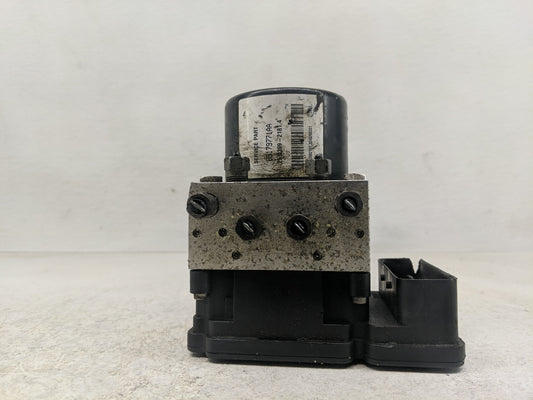 2006 Jeep Liberty ABS Pump Control Module Replacement P/N:05179771AA Fits OEM Used Auto Parts - Oemusedautoparts1.com