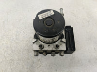 2006 Jeep Liberty ABS Pump Control Module Replacement P/N:05179771AA Fits OEM Used Auto Parts - Oemusedautoparts1.com