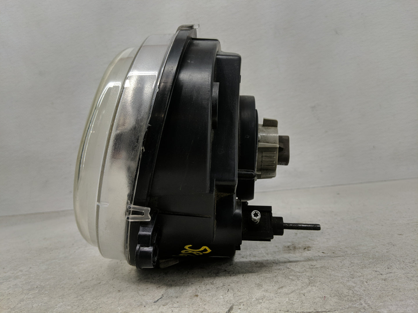 Jeep Liberty Passenger Right Oem Fog Light Lamp - Oemusedautoparts1.com