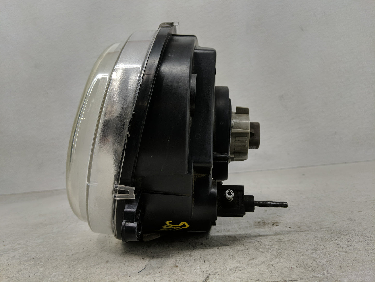 Jeep Liberty Passenger Right Oem Fog Light Lamp - Oemusedautoparts1.com