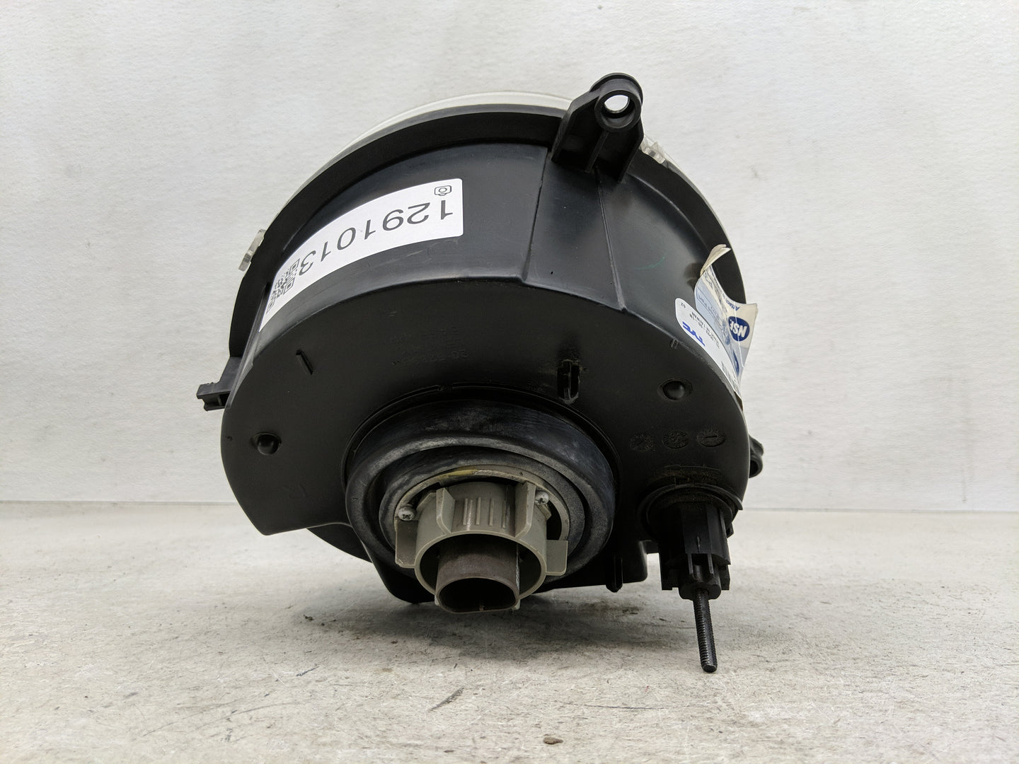 Jeep Liberty Passenger Right Oem Fog Light Lamp - Oemusedautoparts1.com