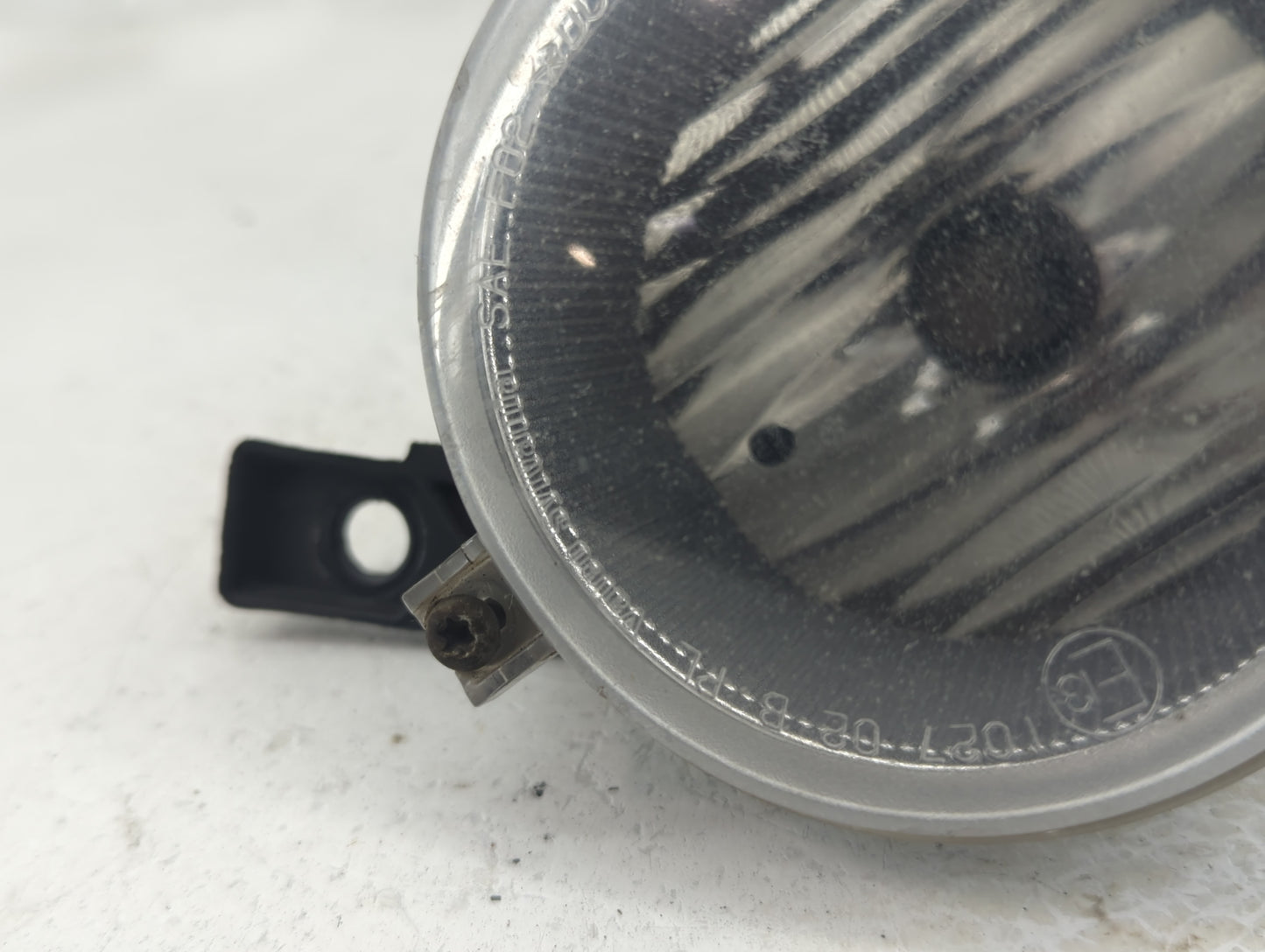 2005-2007 Jeep Liberty Driver Left Oem Fog Light Lamp - Oemusedautoparts1.com