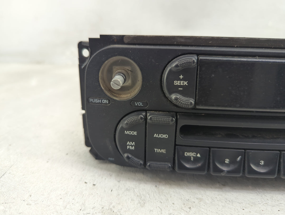 2002-2007 Jeep Liberty Radio AM FM Cd Player Receiver Replacement P/N:P05091506AE OEM Used Auto Parts - Oemusedautoparts1.co