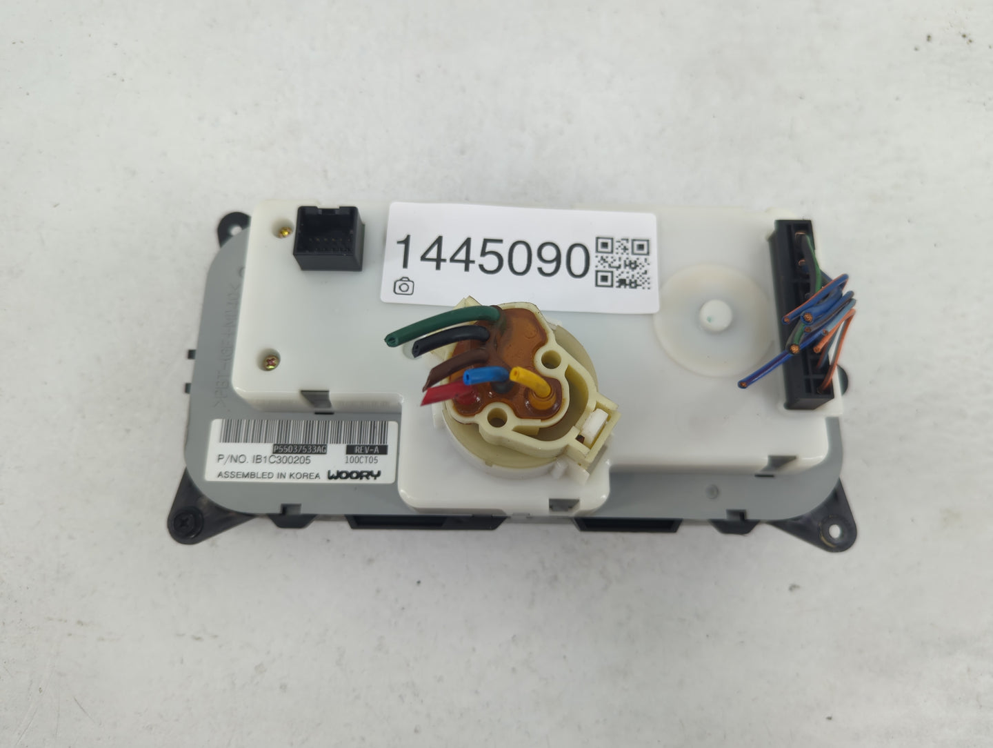 2004-2007 Jeep Liberty Climate Control Module Temperature AC/Heater Replacement P/N:P55037533AG IB1C300205 Fits OEM Used Aut