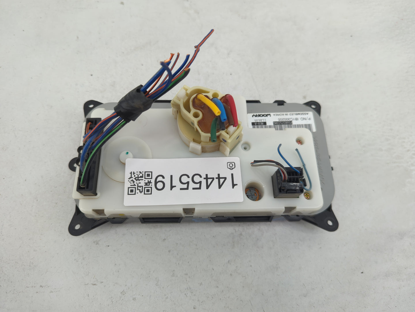 2004-2007 Jeep Liberty Climate Control Module Temperature AC/Heater Replacement P/N:P55037533AG IB1C300205 Fits OEM Used Aut