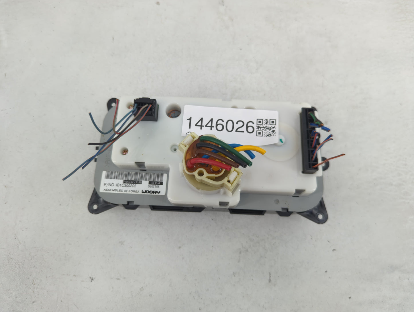 2004-2007 Jeep Liberty Climate Control Module Temperature AC/Heater Replacement P/N:P55037533AG IB1C300205 Fits OEM Used Aut
