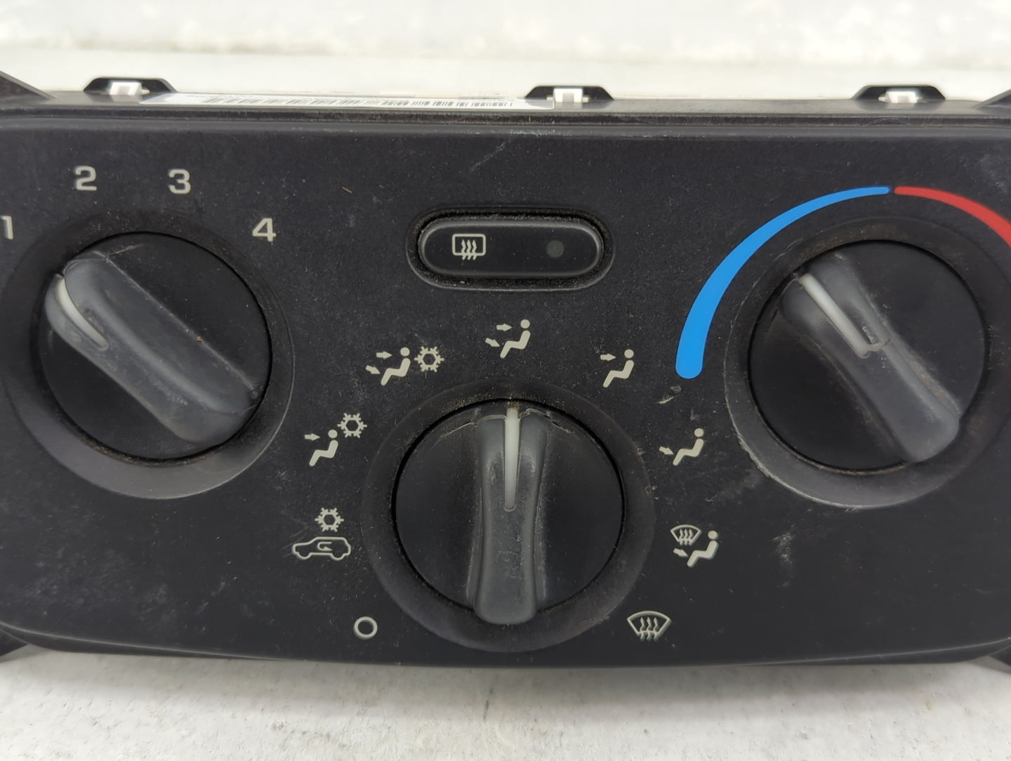 2004-2007 Jeep Liberty Climate Control Module Temperature AC/Heater Replacement P/N:P55037533AD Fits Fits 2004 2005 2006 200