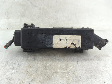 2005-2007 Jeep Liberty Fusebox Fuse Box Panel Relay Module P/N:56047198AD Fits Fits 2005 2006 2007 OEM Used Auto Parts - Oem