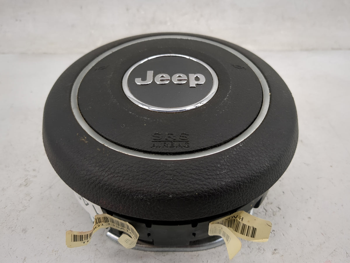 2006 Jeep Liberty Air Bag Driver Left Steering Wheel Mounted Black - Oemusedautoparts1.com