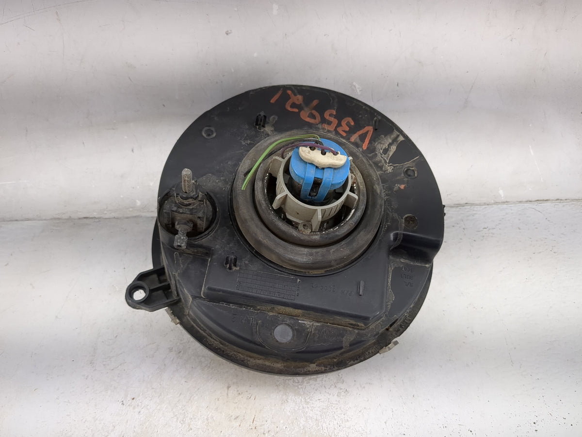 2005-2007 Jeep Liberty Driver Left Oem Head Light Headlight Lamp Black - Oemusedautoparts1.com