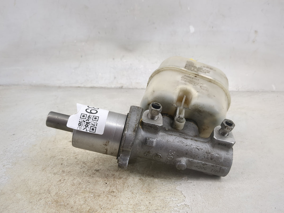 2006-2007 Jeep Liberty Brake Master Cylinder 1512639 - Oemusedautoparts1.com