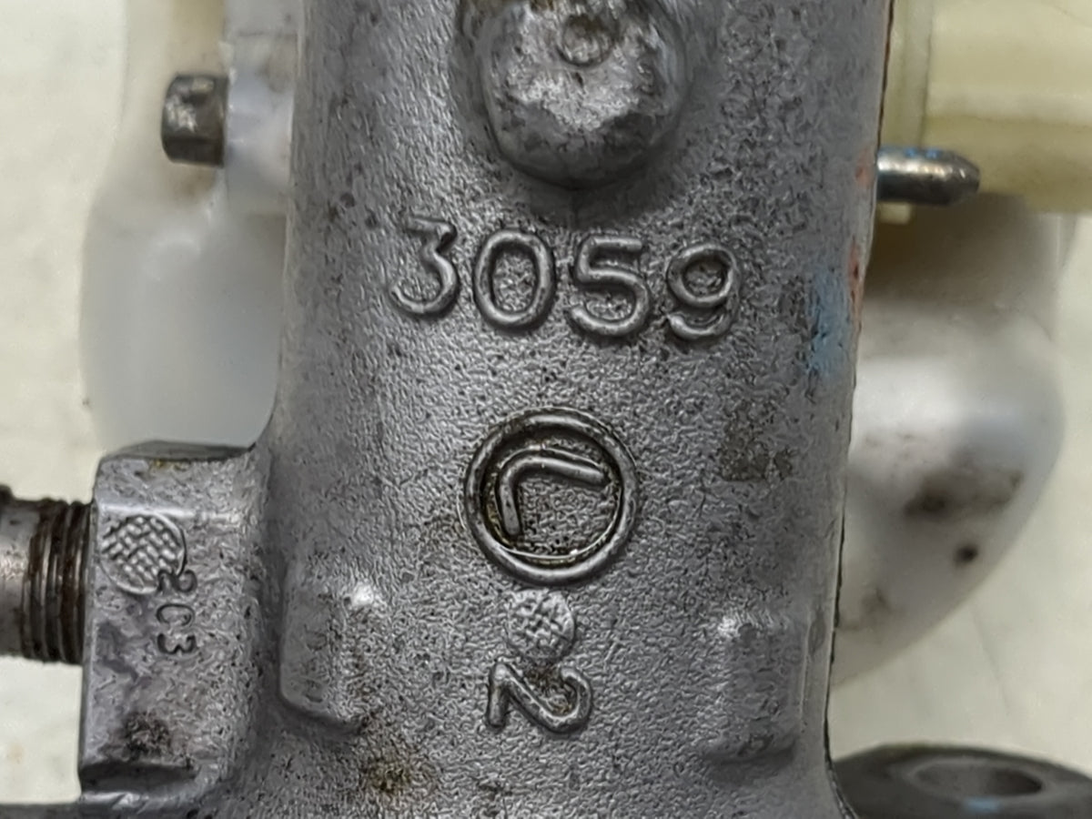 2006-2007 Jeep Liberty Brake Master Cylinder 1513066 - Oemusedautoparts1.com