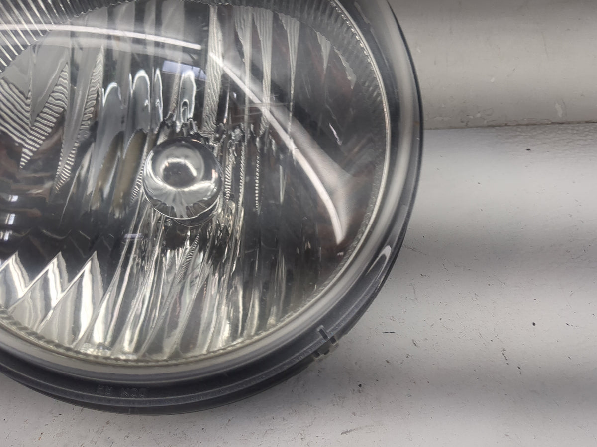 2005-2007 Jeep Liberty Passenger Right Oem Head Light Headlight Lamp 1518523 - Oemusedautoparts1.com