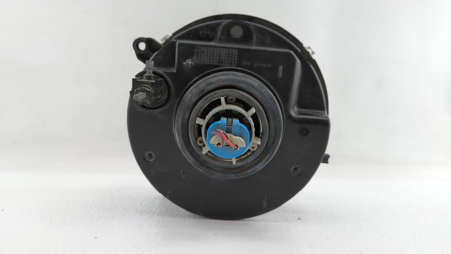 2005-2007 Jeep Liberty Passenger Right Oem Head Light Headlight Lamp - Oemusedautoparts1.com