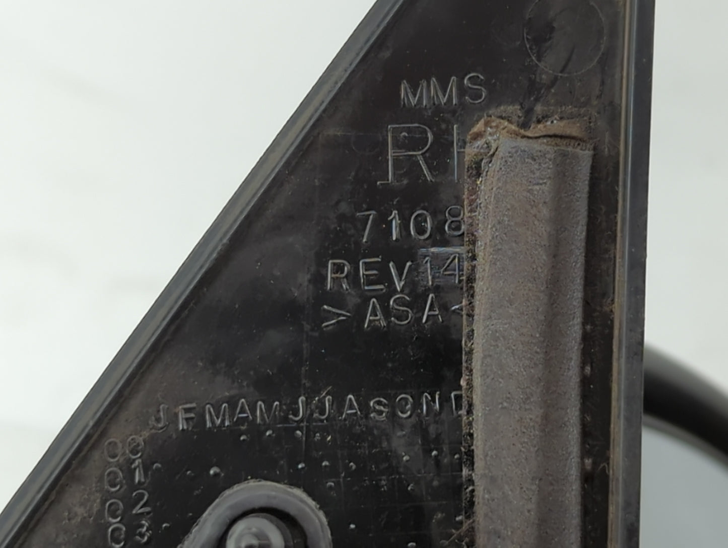 2002-2007 Jeep Liberty Passenger Side View Mirror - Right Door Mirror OEM Used - Oemusedautoparts1.com