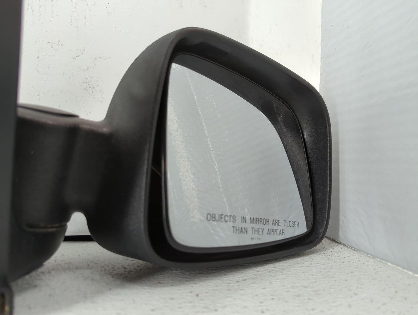 2002-2007 Jeep Liberty Passenger Side View Mirror - Right Door Mirror OEM Used - Oemusedautoparts1.com