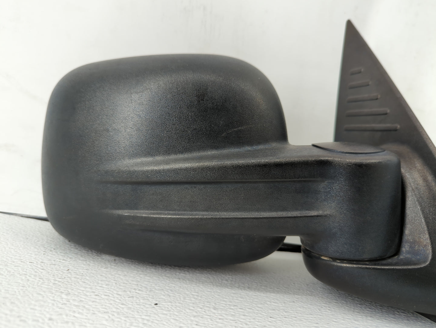 2002-2007 Jeep Liberty Passenger Side View Mirror - Right Door Mirror OEM Used - Oemusedautoparts1.com