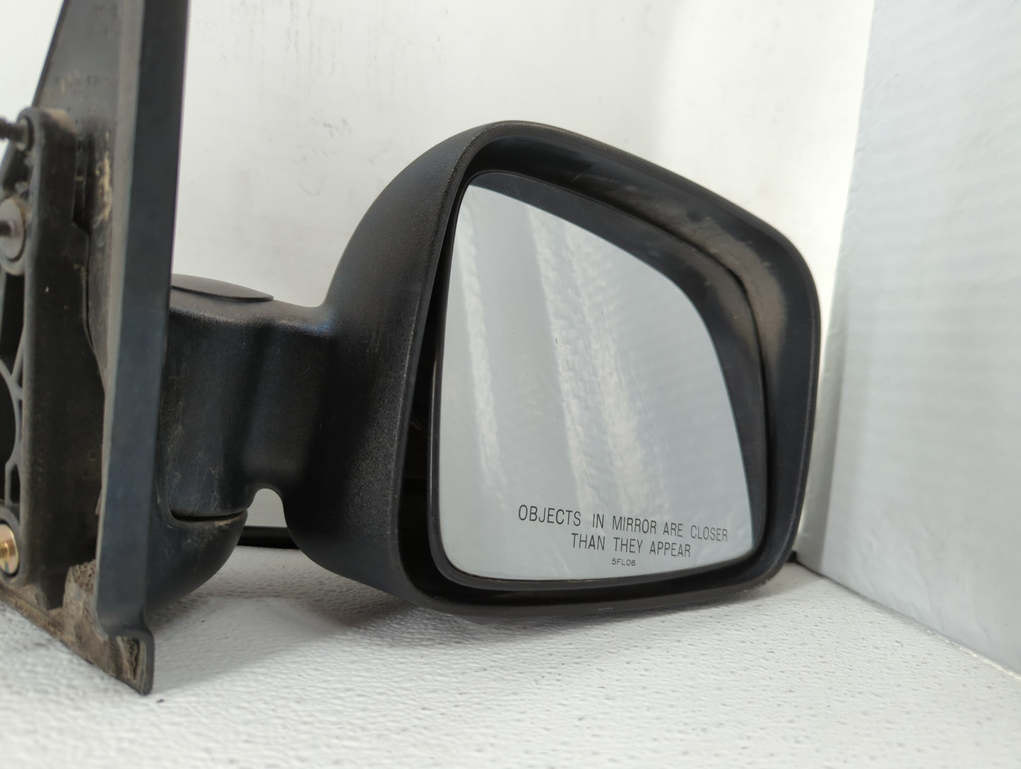 2002-2007 Jeep Liberty Passenger Side View Mirror - Right Door Mirror OEM Used - Oemusedautoparts1.com