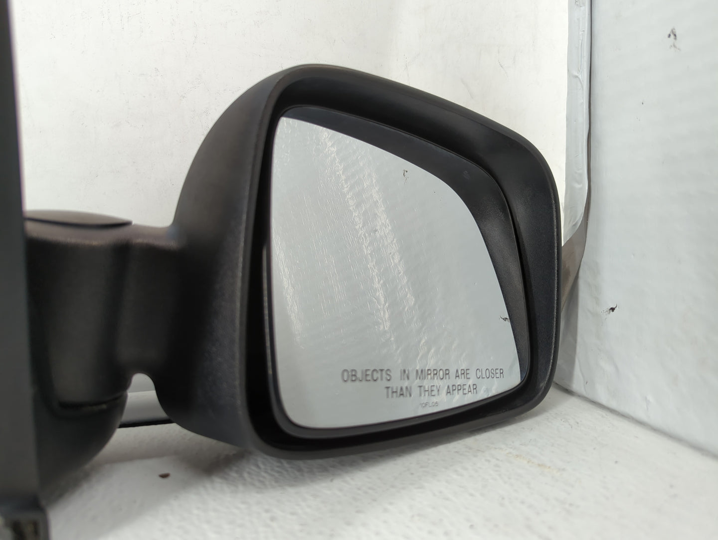 2002-2007 Jeep Liberty Passenger Side View Mirror - Right Door Mirror OEM Used - Oemusedautoparts1.com