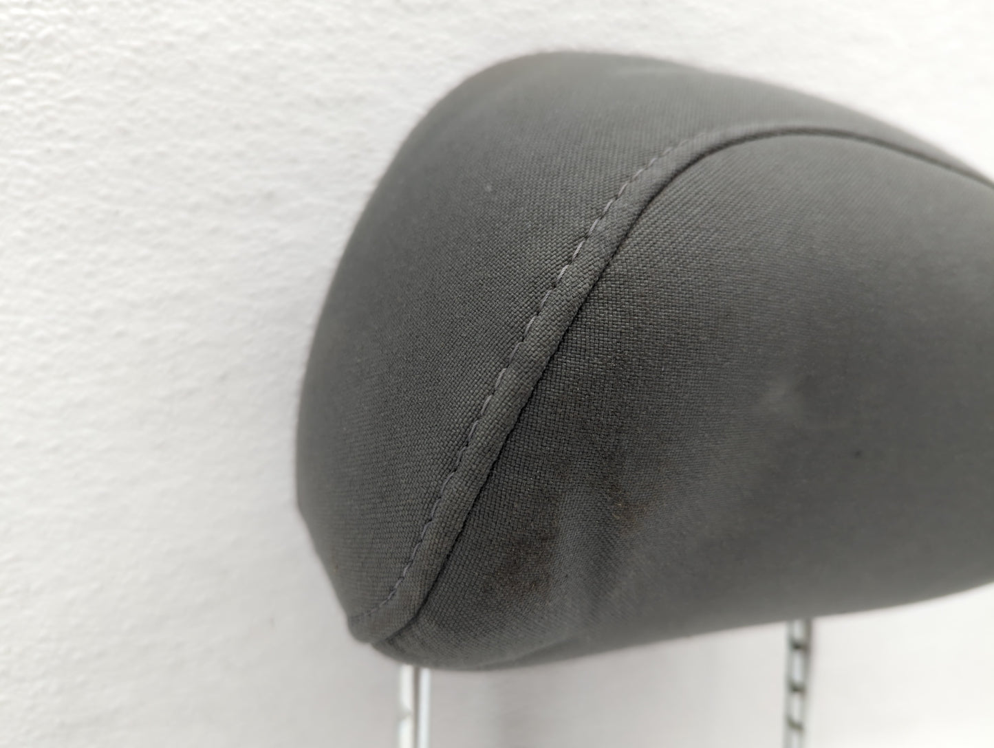 2006-2006 Jeep Liberty Headrest Head Rest Front Driver Passenger Seat - Oemusedautoparts1.com