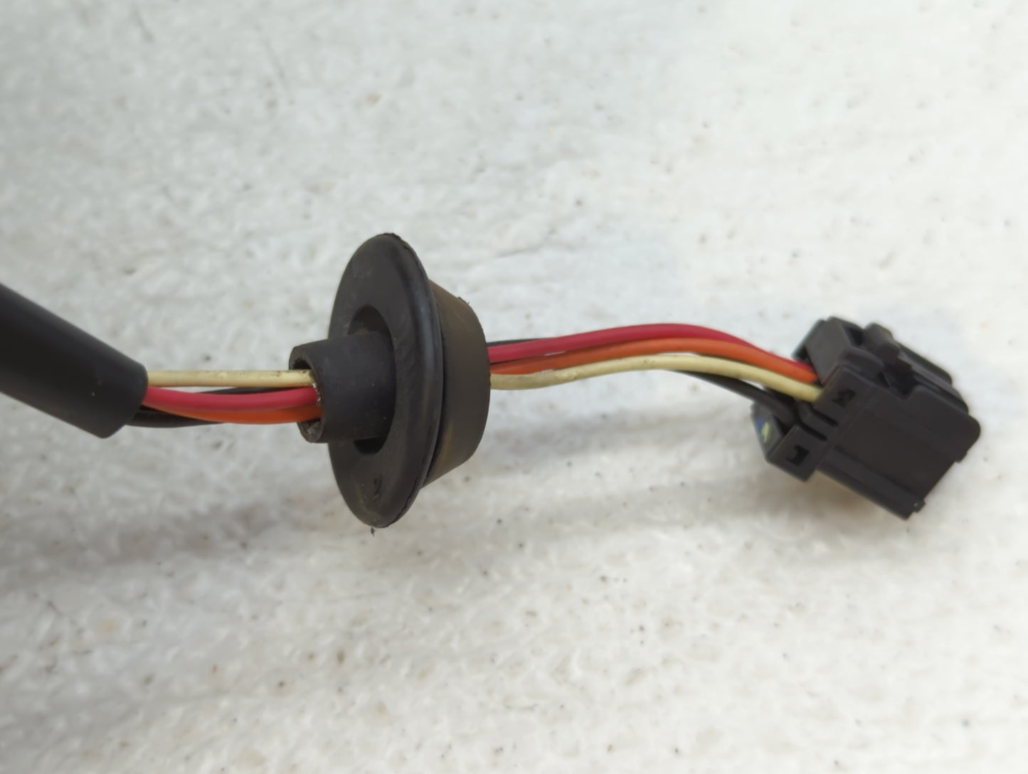 2002-2007 Jeep Liberty Passenger Side View Mirror - Right Door Mirror OEM Used - Oemusedautoparts1.com