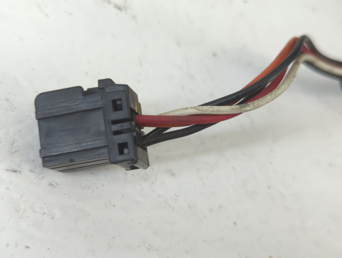 2002-2007 Jeep Liberty Driver Side View Mirror - Left Door Mirror OEM Used - Oemusedautoparts1.com