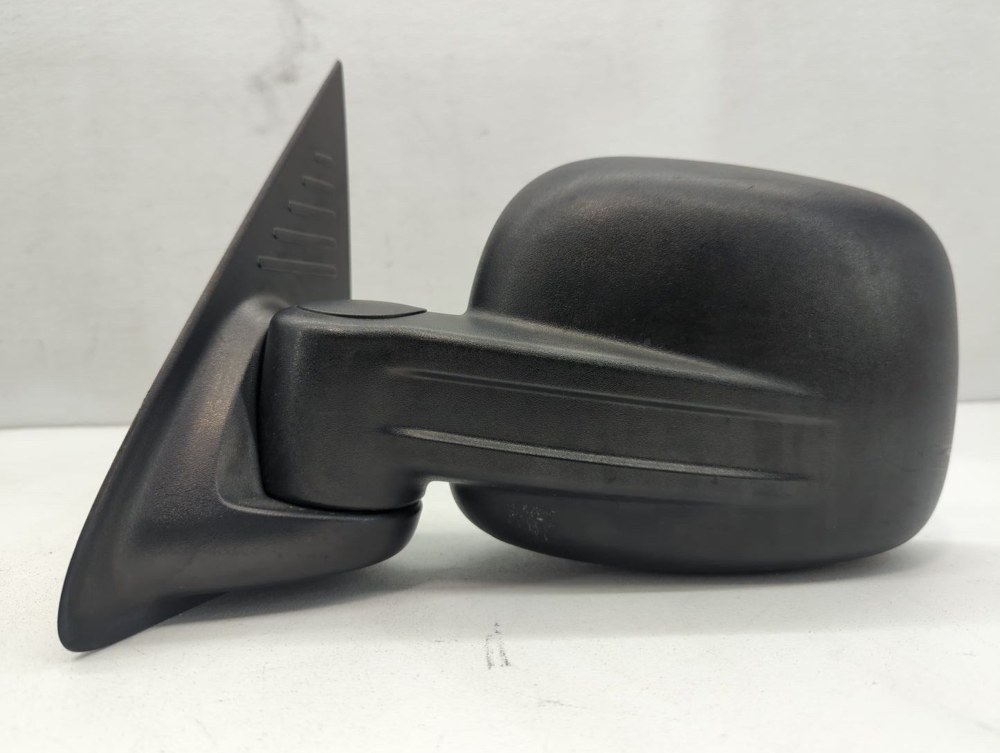 2002-2007 Jeep Liberty Driver Side View Mirror - Left Door Mirror OEM Used - Oemusedautoparts1.com