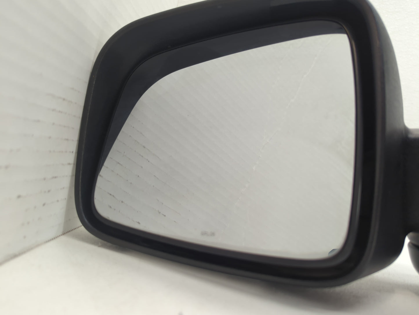 2002-2007 Jeep Liberty Driver Side View Mirror - Left Door Mirror OEM Used - Oemusedautoparts1.com