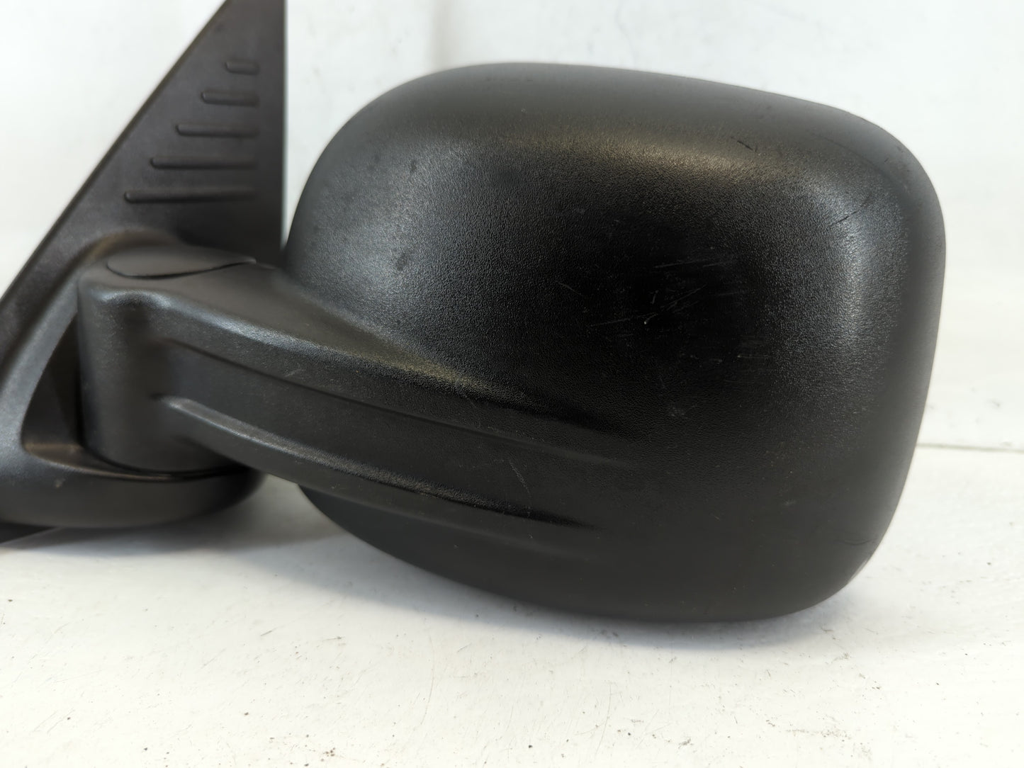 2002-2007 Jeep Liberty Driver Side View Mirror - Left Door Mirror OEM Used - Oemusedautoparts1.com