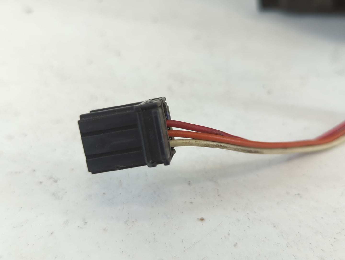 2002-2007 Jeep Liberty Driver Side View Mirror - Left Door Mirror OEM Used - Oemusedautoparts1.com