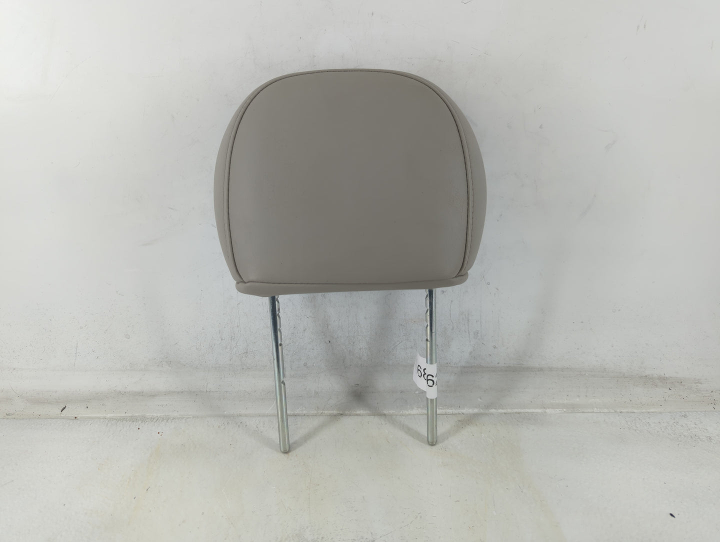 2006 Jeep Liberty Headrest Head Rest Front Driver Passenger Seat Fits OEM Used Auto Parts - Oemusedautoparts1.com