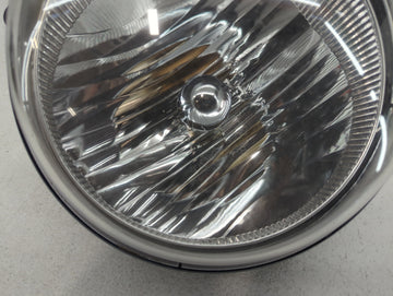 2005-2007 Jeep Liberty Passenger Right Oem Head Light Headlight Lamp