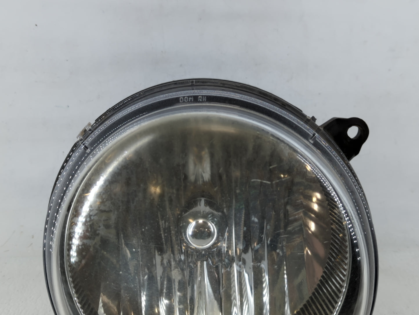 2005-2007 Jeep Liberty Passenger Right Oem Head Light Headlight Lamp - Oemusedautoparts1.com