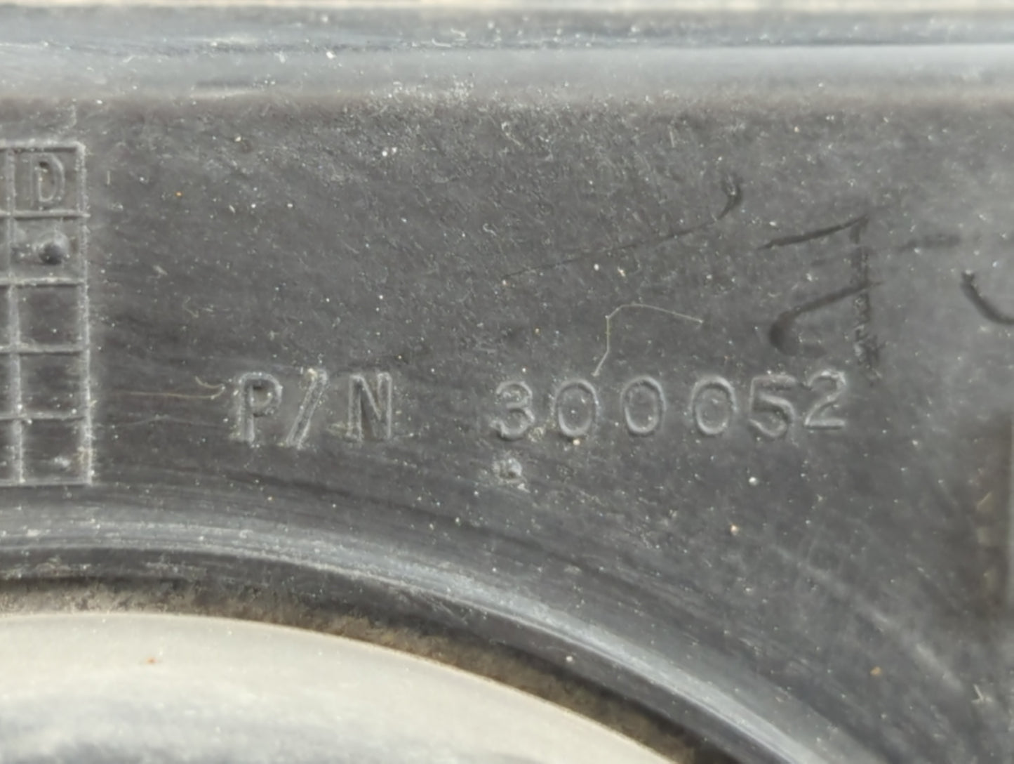 2005-2007 Jeep Liberty Passenger Right Oem Head Light Headlight Lamp - Oemusedautoparts1.com