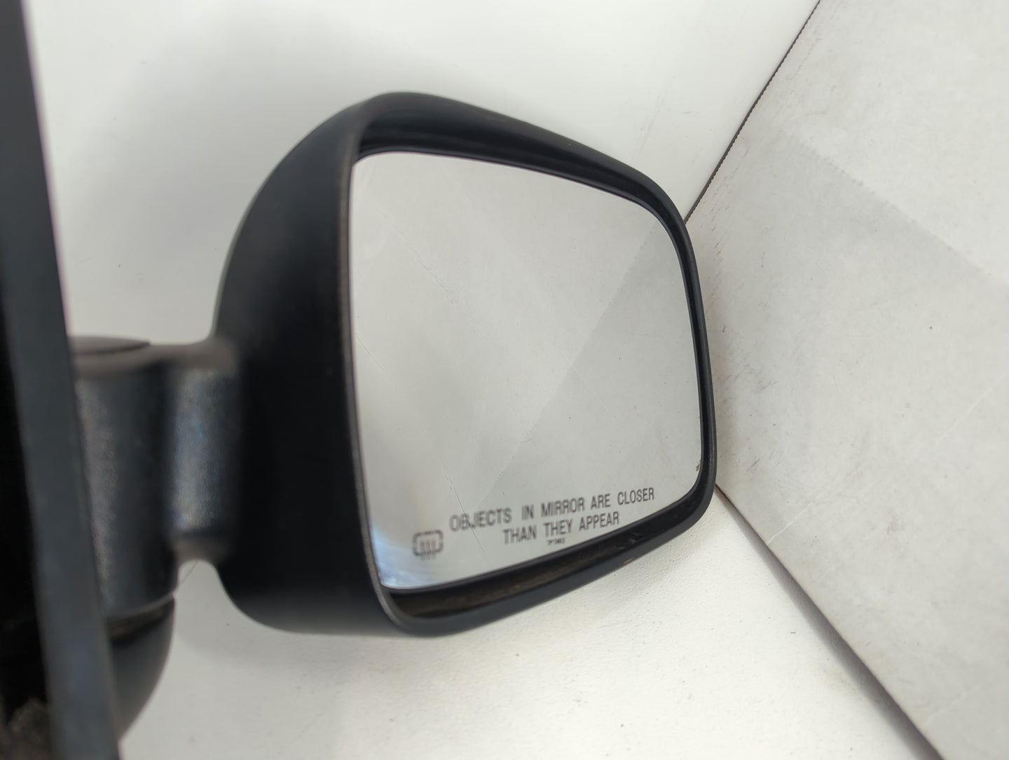 2002-2007 Jeep Liberty Passenger Side View Mirror - Right Door Mirror OEM Used - Oemusedautoparts1.com